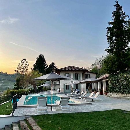 Calosso Villa Giara מראה חיצוני תמונה