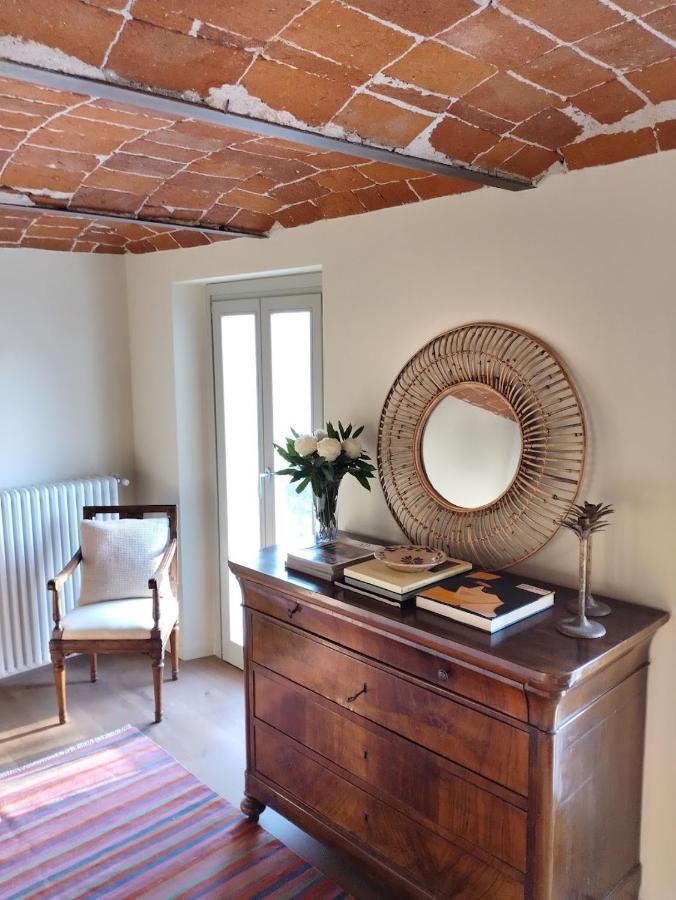Calosso Villa Giara מראה חיצוני תמונה