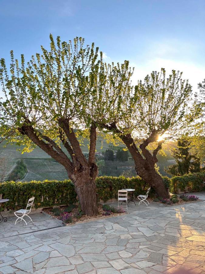 Calosso Villa Giara מראה חיצוני תמונה