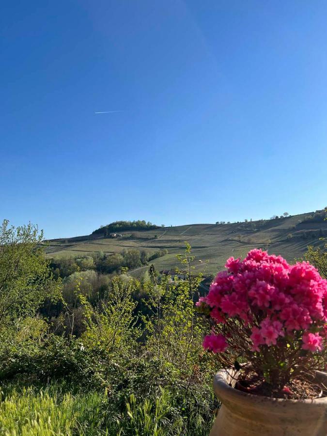 Calosso Villa Giara מראה חיצוני תמונה