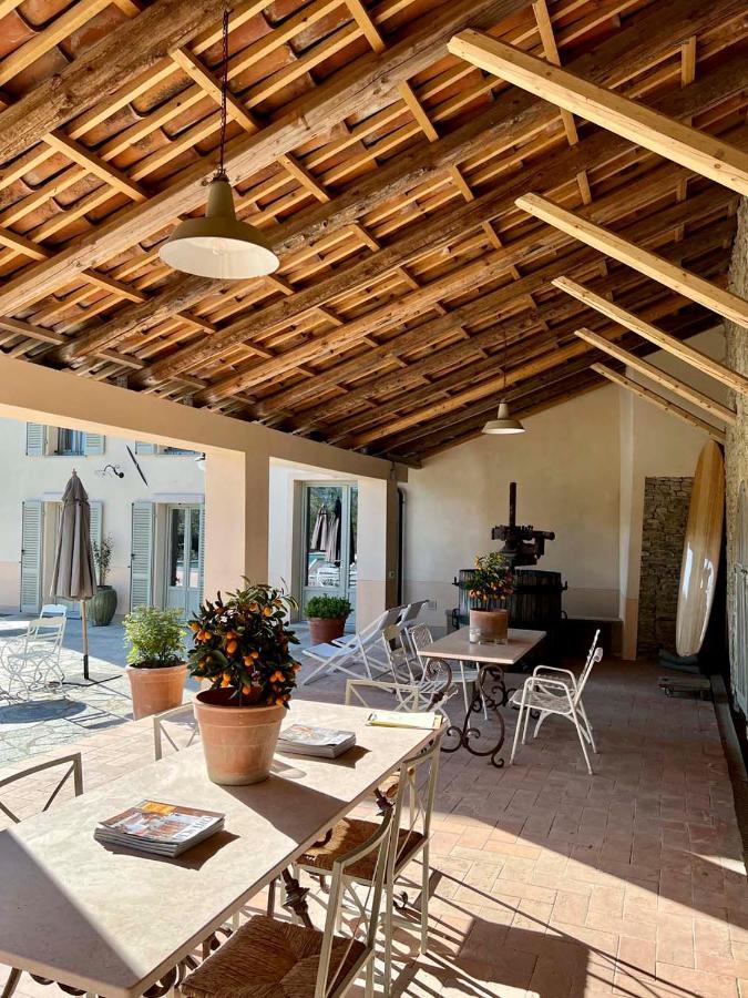 Calosso Villa Giara מראה חיצוני תמונה